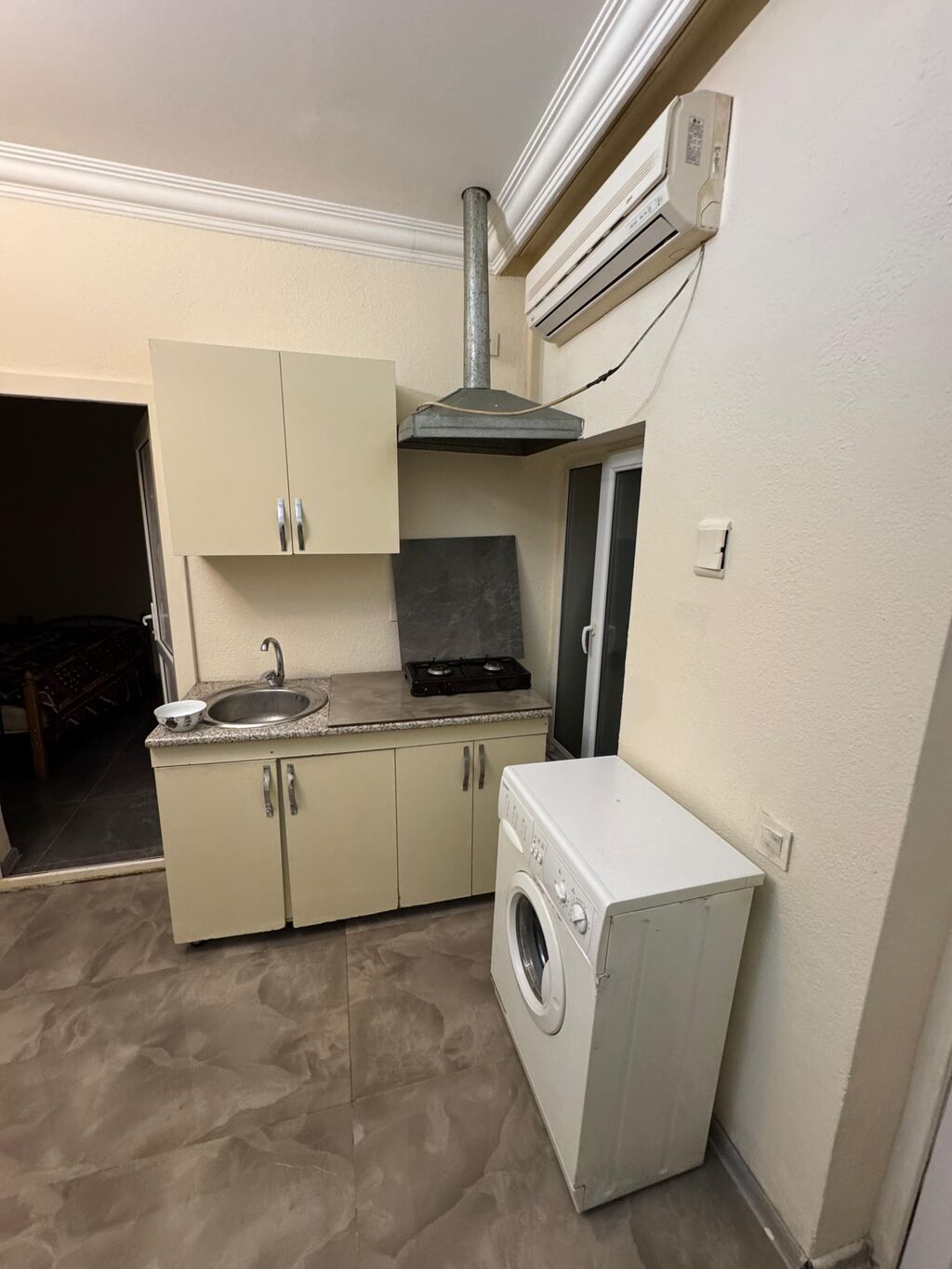 Kamunalarda ayligin icinde qaz su isig vif icinde evde hersey var — Ev, villa, Bakı (4)