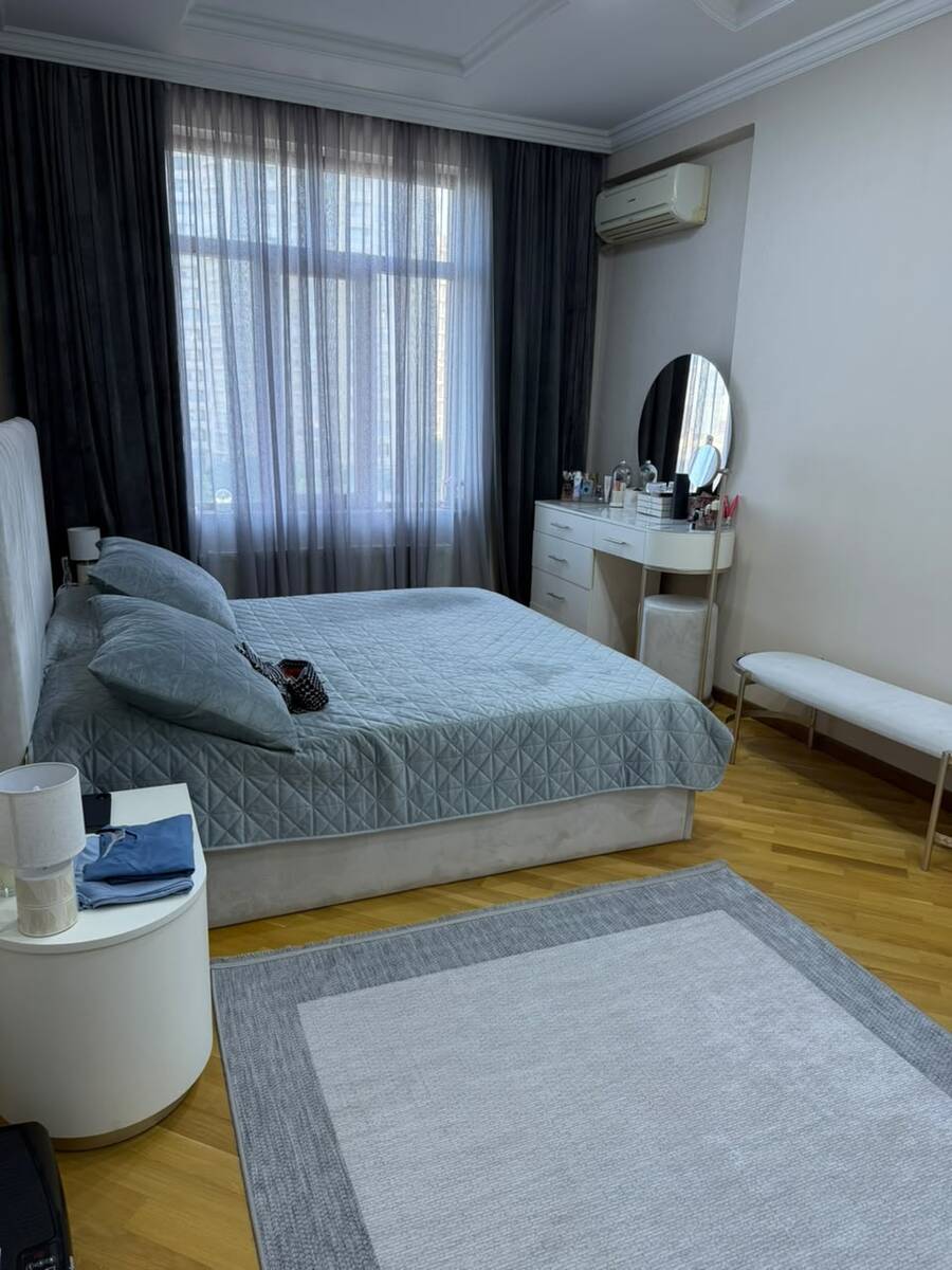 Satılır 4 otaqlı yeni tikili 220 m² — Mənzil, Bakı (10)