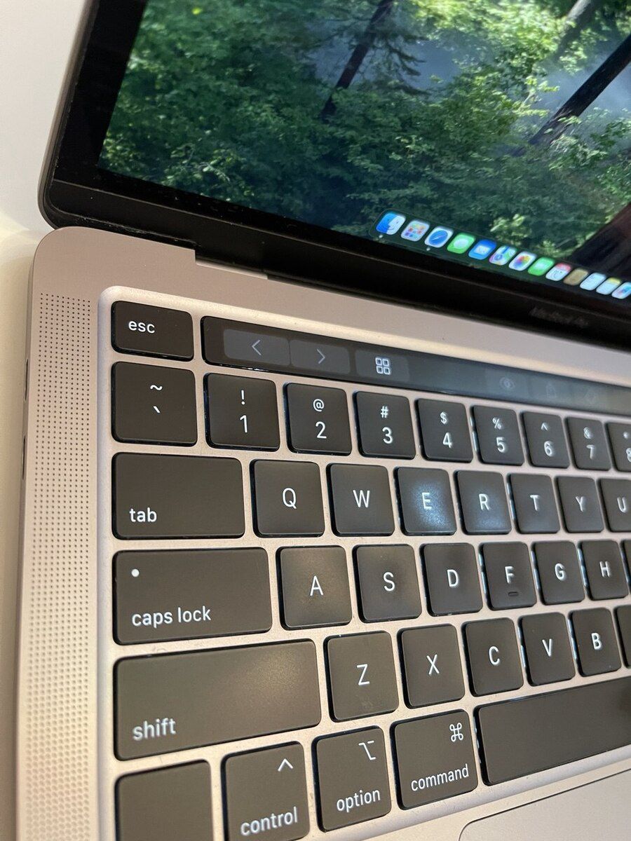 Apple MacBook Pro 13 Touch Bar 2020 — Noutbuklar, Bakı (3)