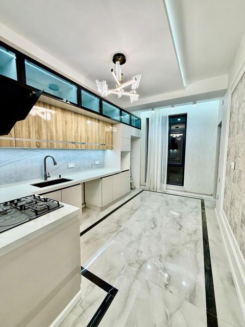 Satılır 2 otaqlı yeni tikili 76 m² — Bakı