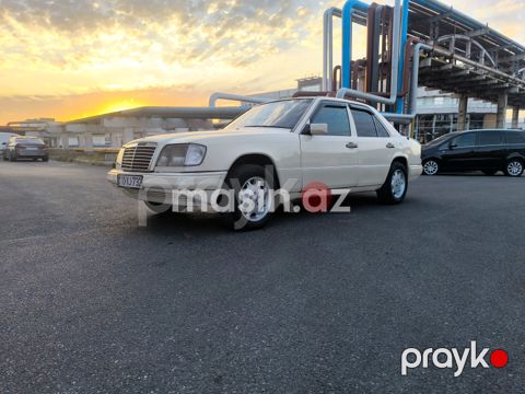 Mercedes E 250 — Bakı