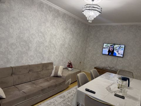 Satılır 2 otaqlı həyət evi/bağ evi 70 m² — Bakı
