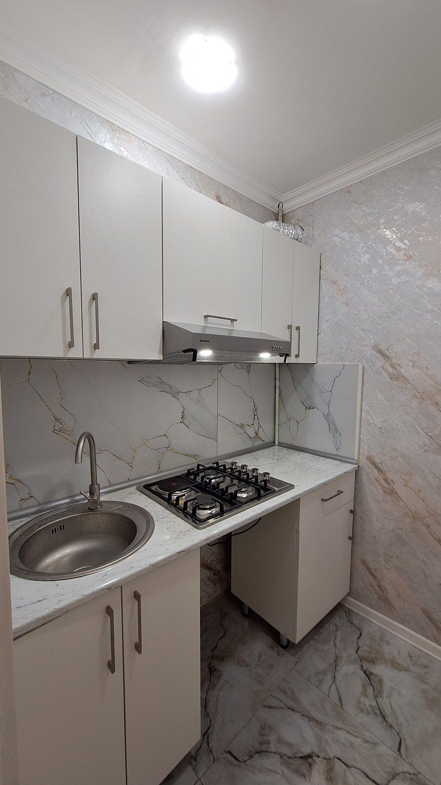 Satılır 2 otaqlı köhnə tikili 35 m² — Mənzil, Bakı (5)