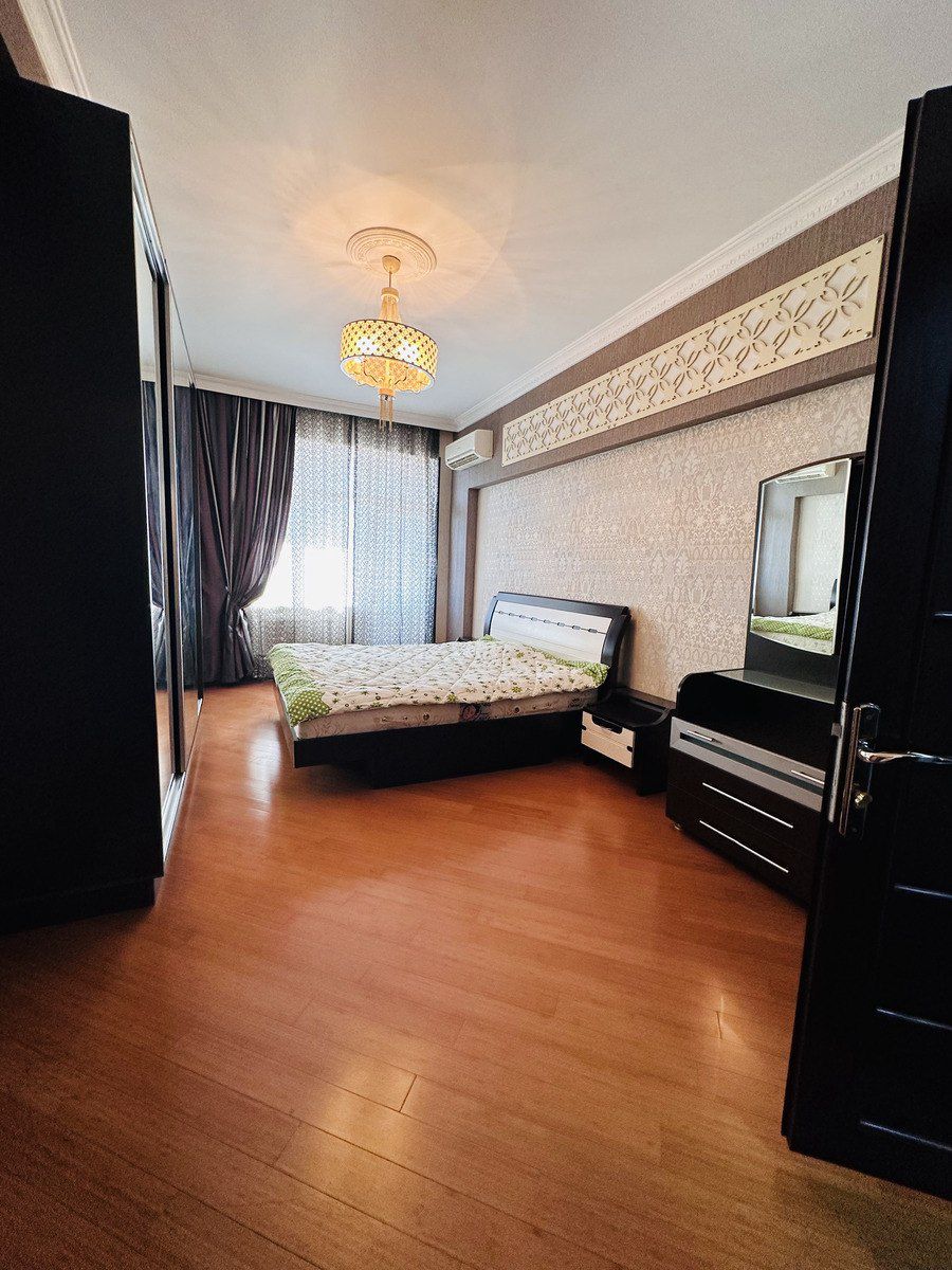 İcarəyə verilir 4 otaqlı yeni tikili 160 m² — Mənzil, Bakı (11)