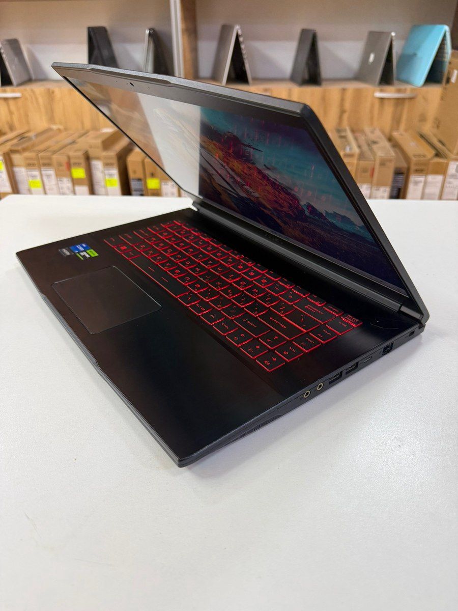 MSİ Gaming — Noutbuklar, Bakı (3)