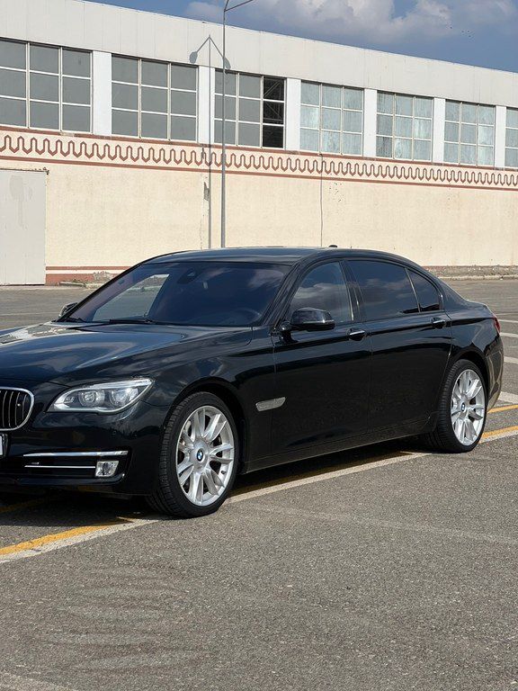 BMW 750, 4.4 L, 2012 il, 109 000 km — Avtomobillər, Gəncə (7)