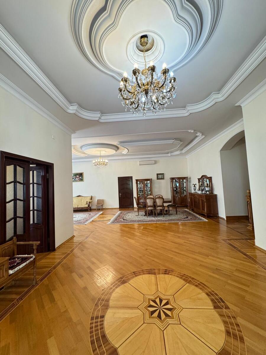 Satılır 9 otaqlı həyət evi/bağ evi 600 m² — Ev, villa, Bakı (8)