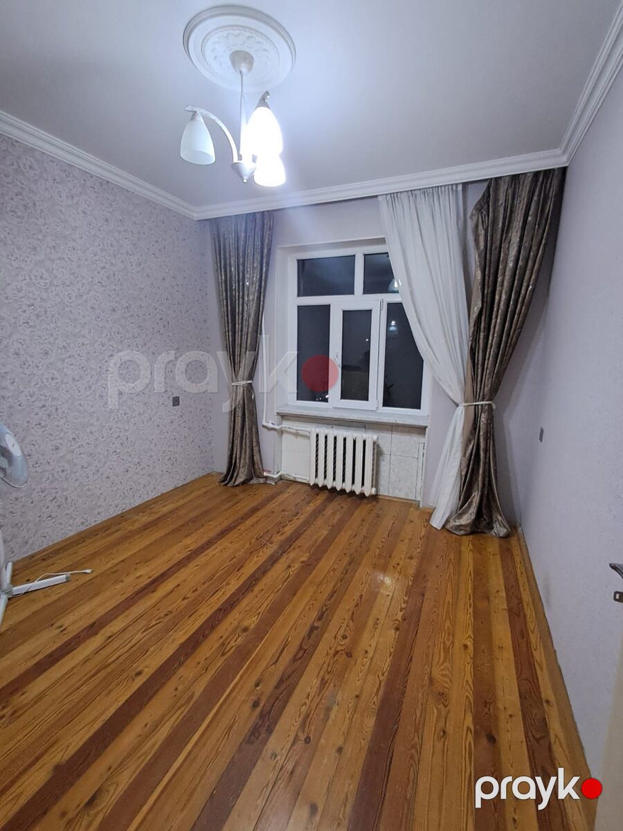 Satılır 4 otaqlı köhnə tikili 80 m² — Mənzil, Bakı (5)