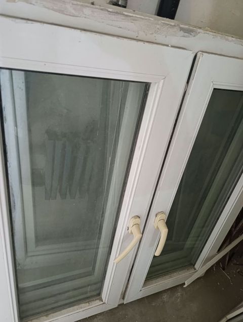 Plastik (PVC) ikiqat açılan pəncərə bloku - Material: ağ PVC profil — Bakı