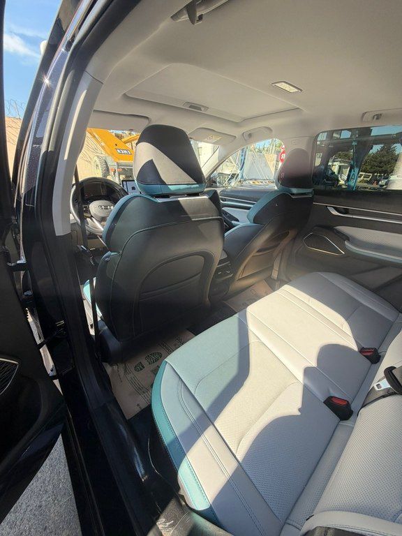Geely Emgrand, 1.5 L, 2024 il, 19 500 km — Avtomobillər, Bakı (9)