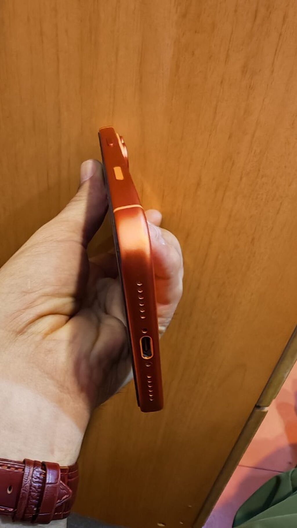 IPhone 17 Pro Max 12/256 UzerindeA-case hediyye verilir. Cizigi ve — Digər, Bakı (5)