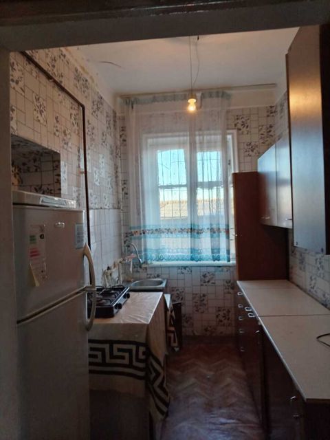 İcarəyə verilir 3 otaqlı köhnə tikili 90 m² — Gəncə