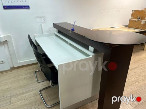 Resepsiyon/qarşılama masası – ofislər, klinikalar, mehmanxanalar və — Bakı