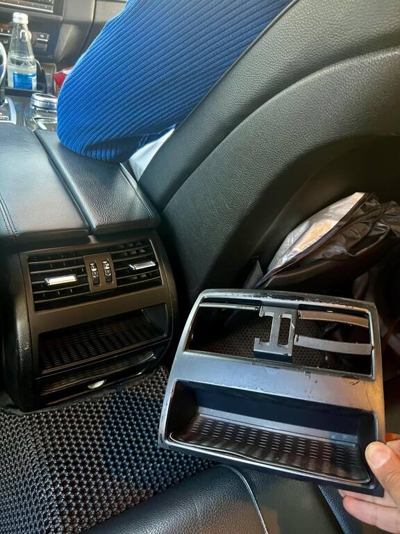 "BMW F10/F11/F18" havalandırma aksessuarı — Ehtiyat hissələri və aksesuarlar, Bakı (5)