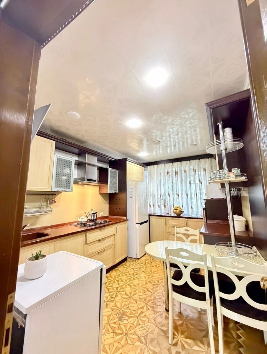 Satılır 4 otaqlı köhnə tikili 120 m² — Mənzil, Bakı (12)