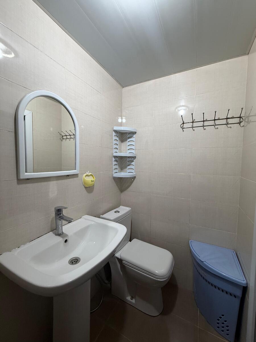 İcarəyə verilir 2 otaqlı köhnə tikili 60 m² — Mənzil, Bakı (8)