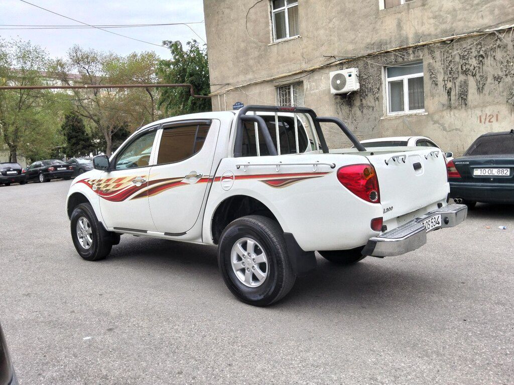 Mitsubishi L200, 2.5 L, 2013 il, 215 000 km — Avtomobillər, Bakı (8)