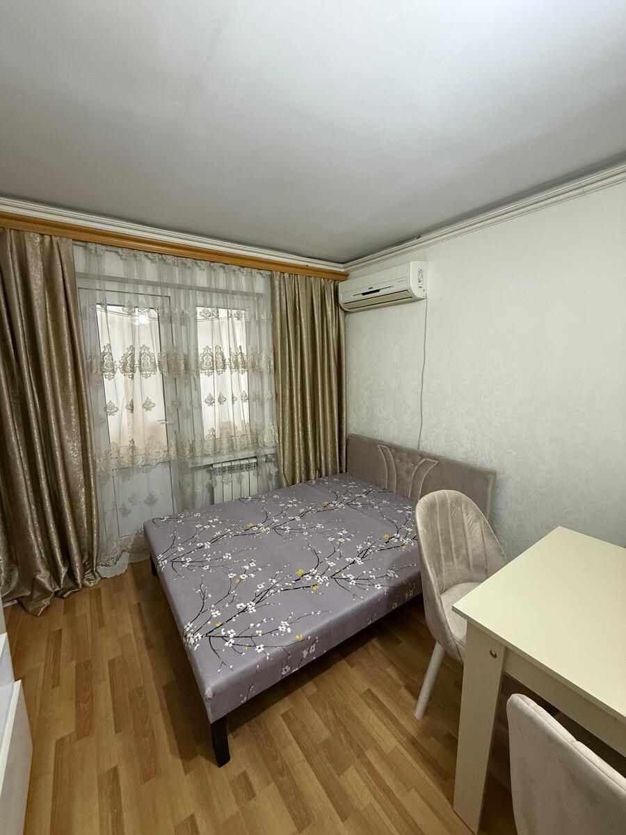 İcarəyə verilir 1 otaqlı köhnə tikili 45 m² — Mənzil, Bakı