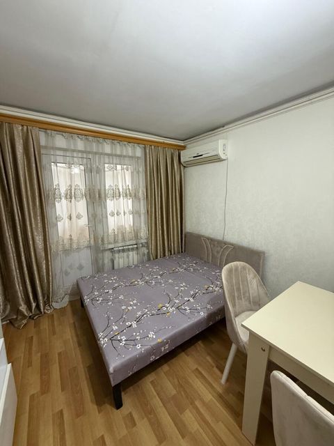 İcarəyə verilir 1 otaqlı köhnə tikili 45 m² — Bakı
