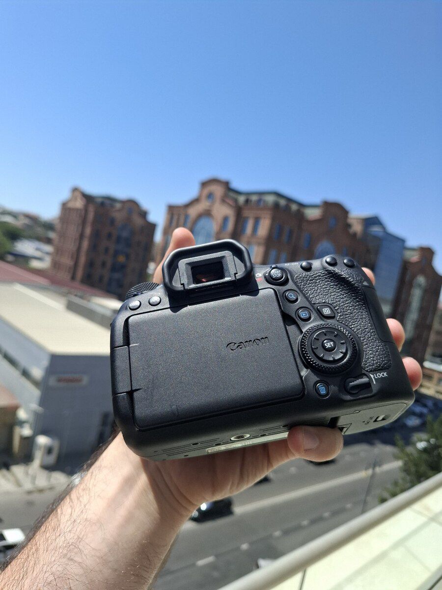 Fotoaparat Canon 6D Mark II — Foto və video texnikası, Bakı (8)