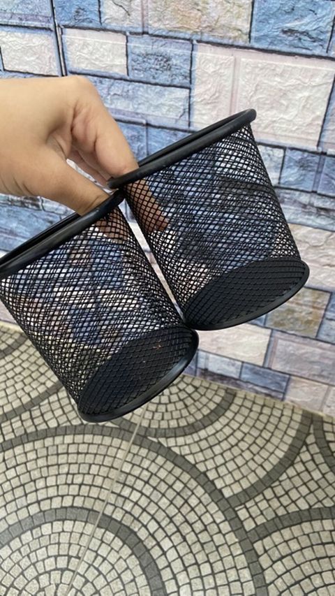 Metall tor dizaynlı qələmqabı (2 ədəd) - Material: möhkəm metal tor — Sumqayıt