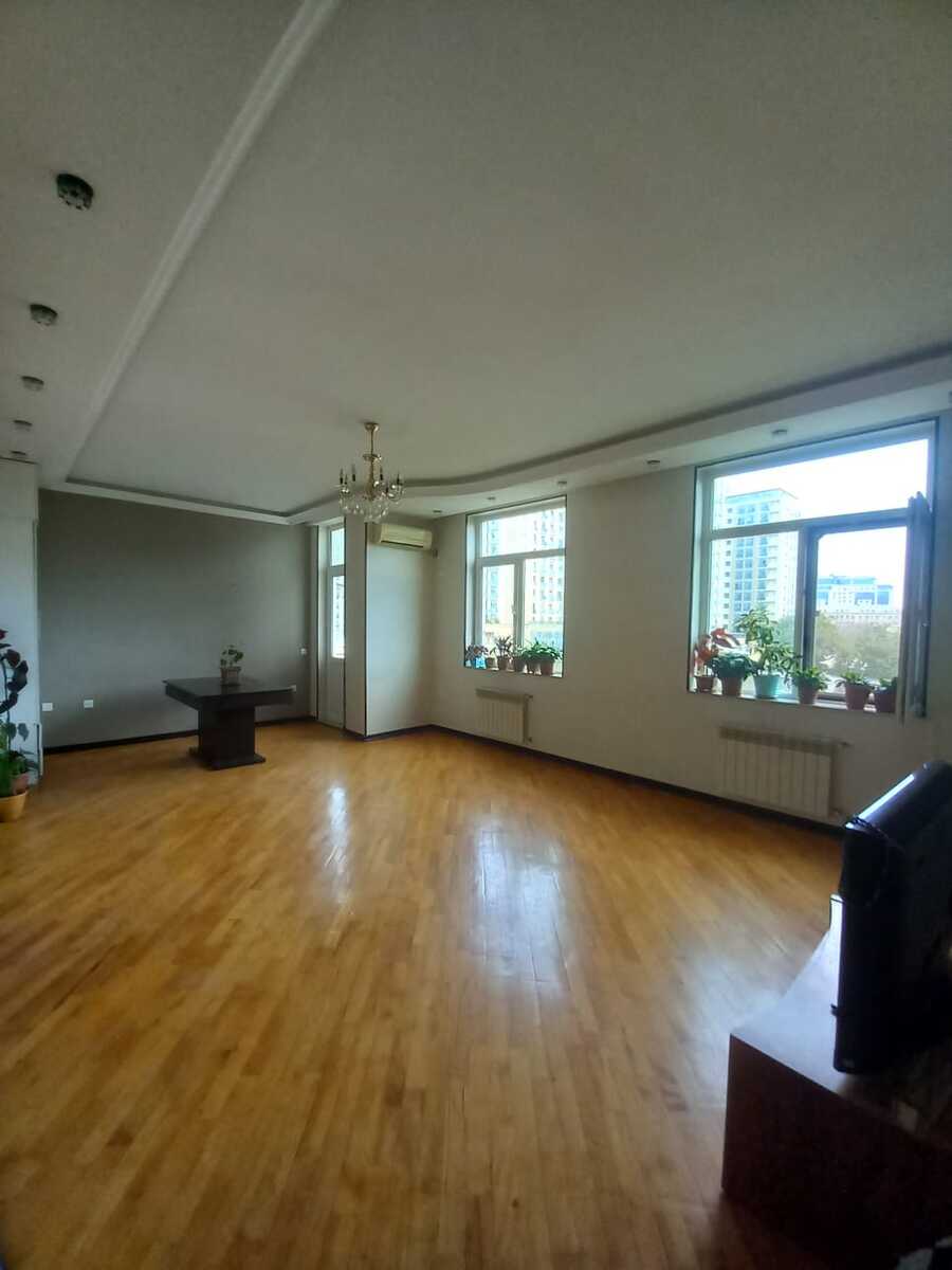 Satılır 3 otaqlı yeni tikili 80 m² — Mənzil, Bakı (2)