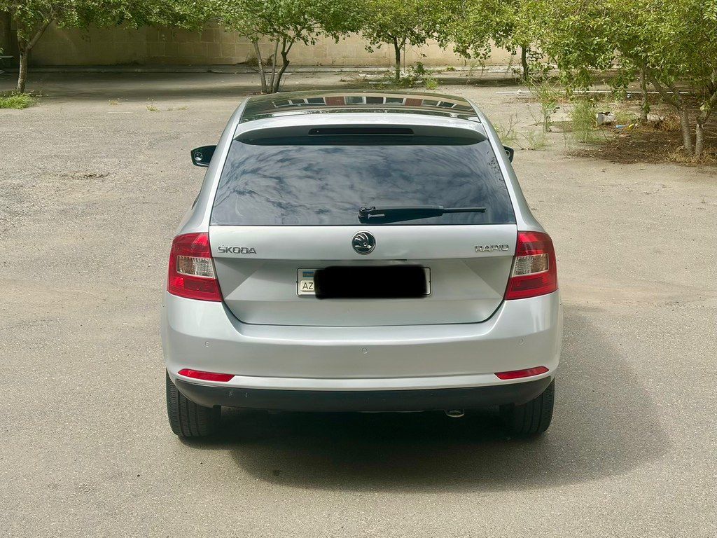 Skoda Rapid, 1.6 L, 2016 il, 147 200 km — Avtomobillər, Bakı (8)