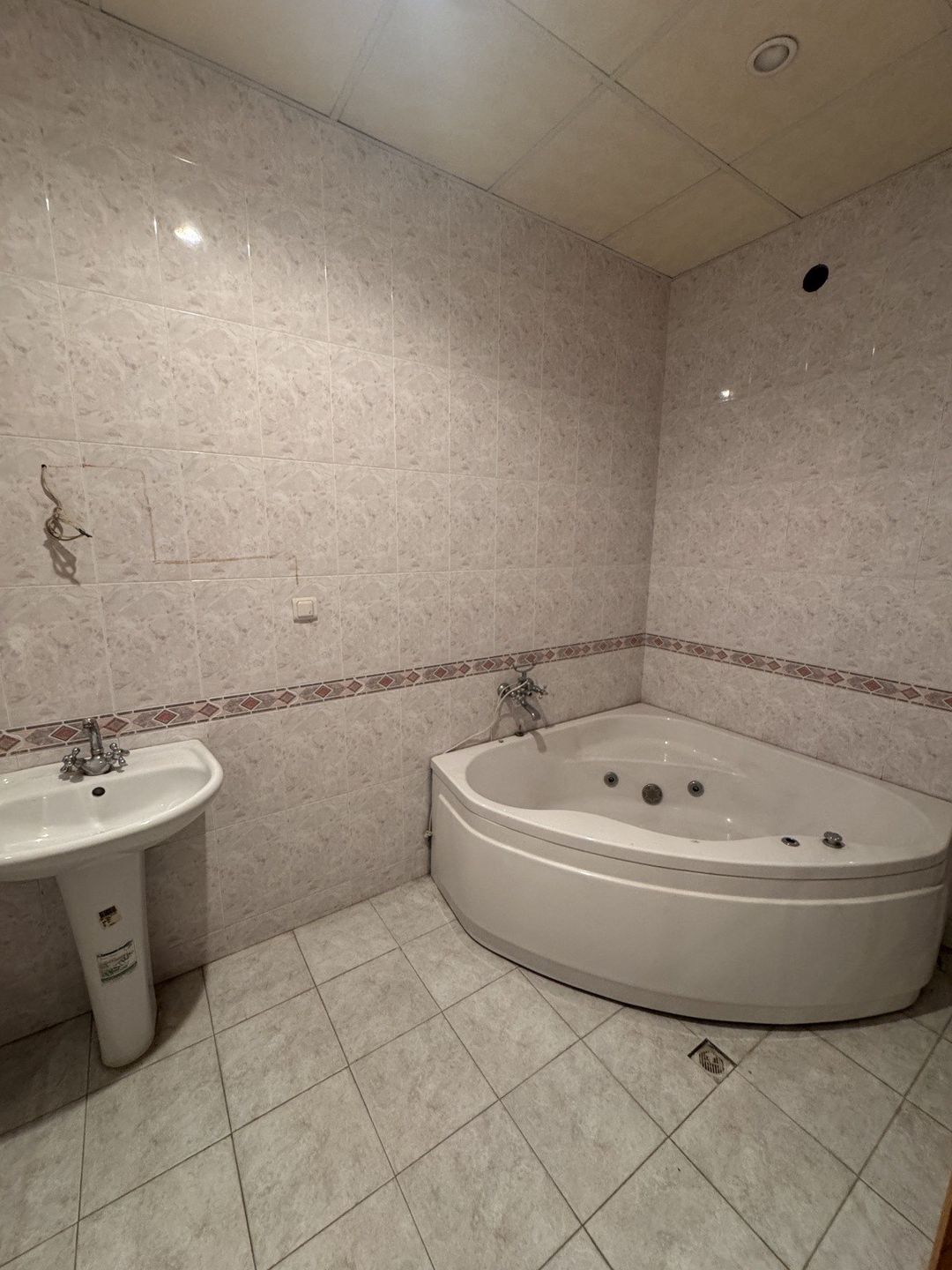 Satılır 12 otaqlı həyət evi/bağ evi 480 m² — Ev, villa, Bakı (8)