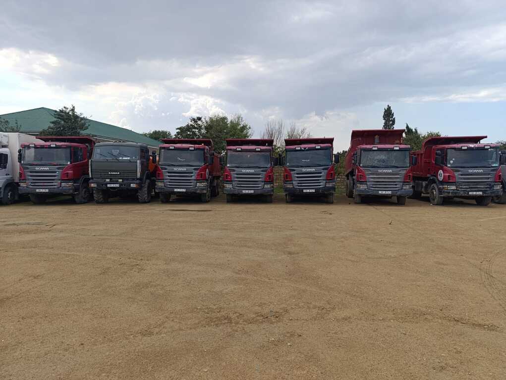 Özüboşaldan "Scania", 2011 il — Yük avtomobilləri və qoşqular, Bakı (6)