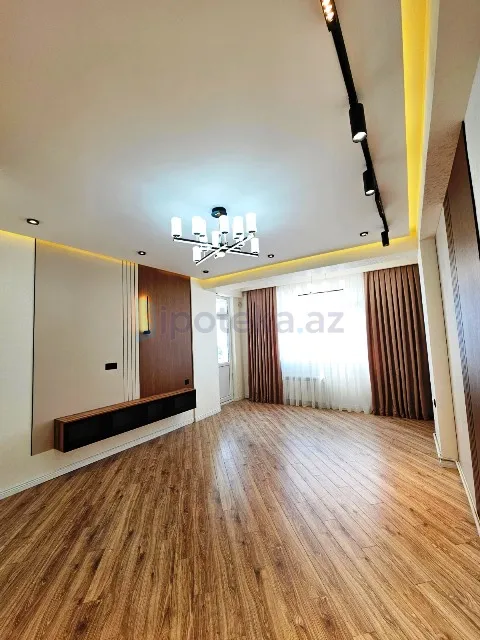Satılır: 2 Otaq, Yeni tikili, Nizami r., 8-ci km q., 70.00 m² — Bakı