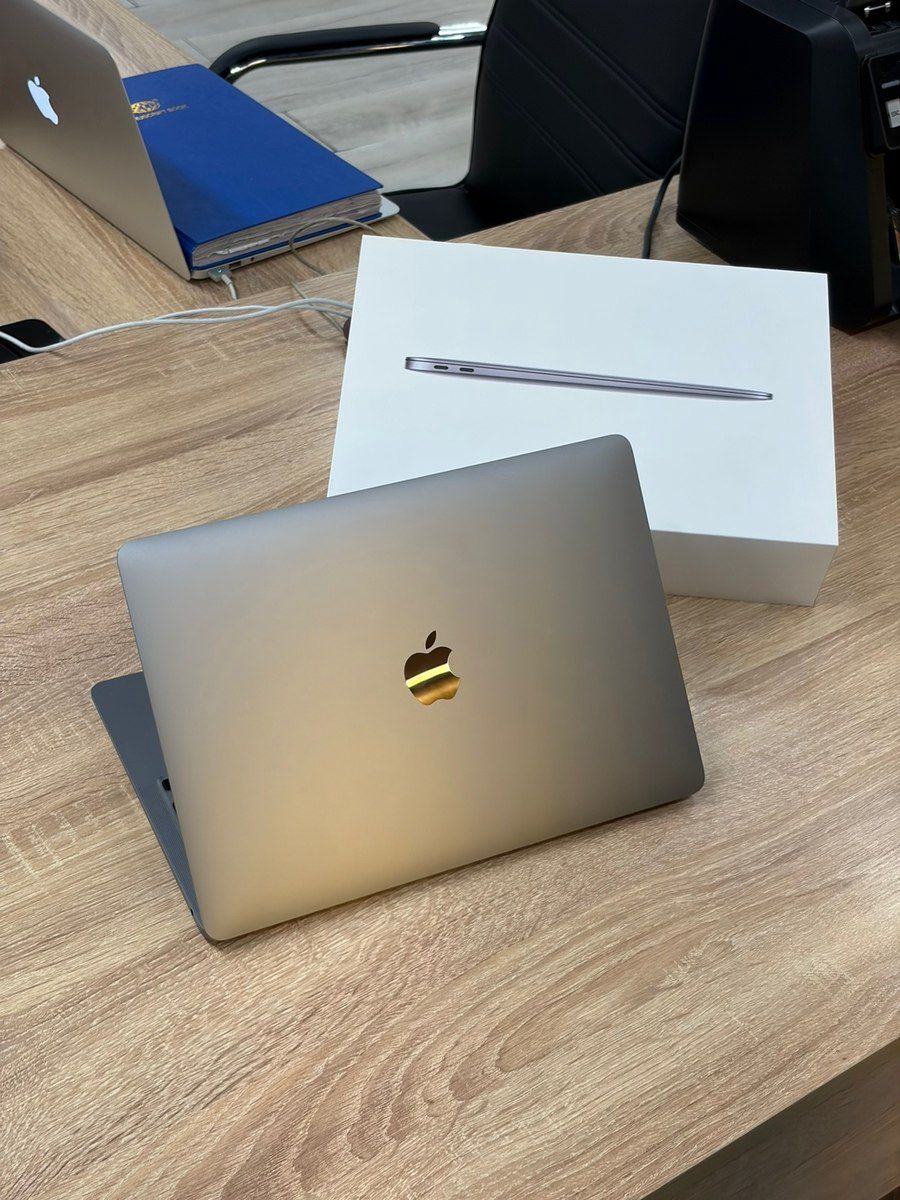 MacBook Air M1 8/256 Space Gray — Noutbuklar, Bakı (2)