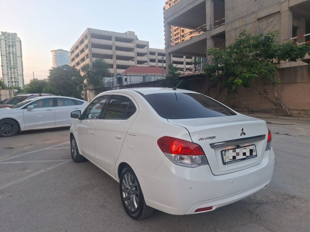 Mitsubishi Attrage, 1.2 L, 2015 il, 162 000 km — Avtomobillər, Bakı (4)