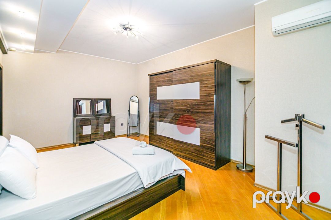 İcarəyə verilir 4 otaqlı yeni tikili 200 m² — Mənzil, Bakı (9)