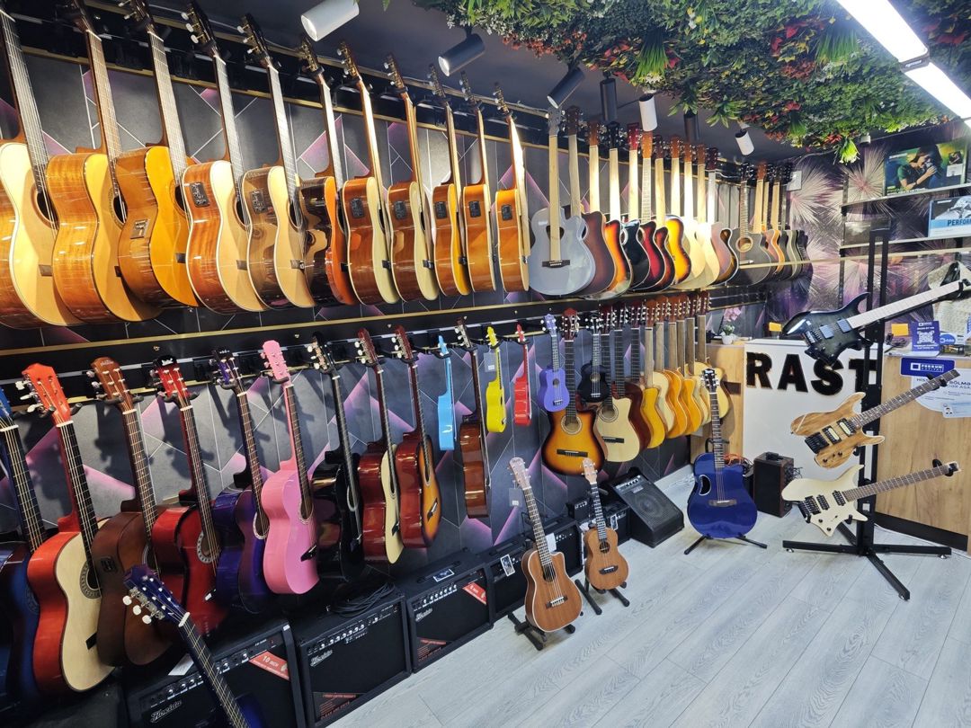 Gitara ukulelelər — Musiqiə alətləri, Bakı (5)