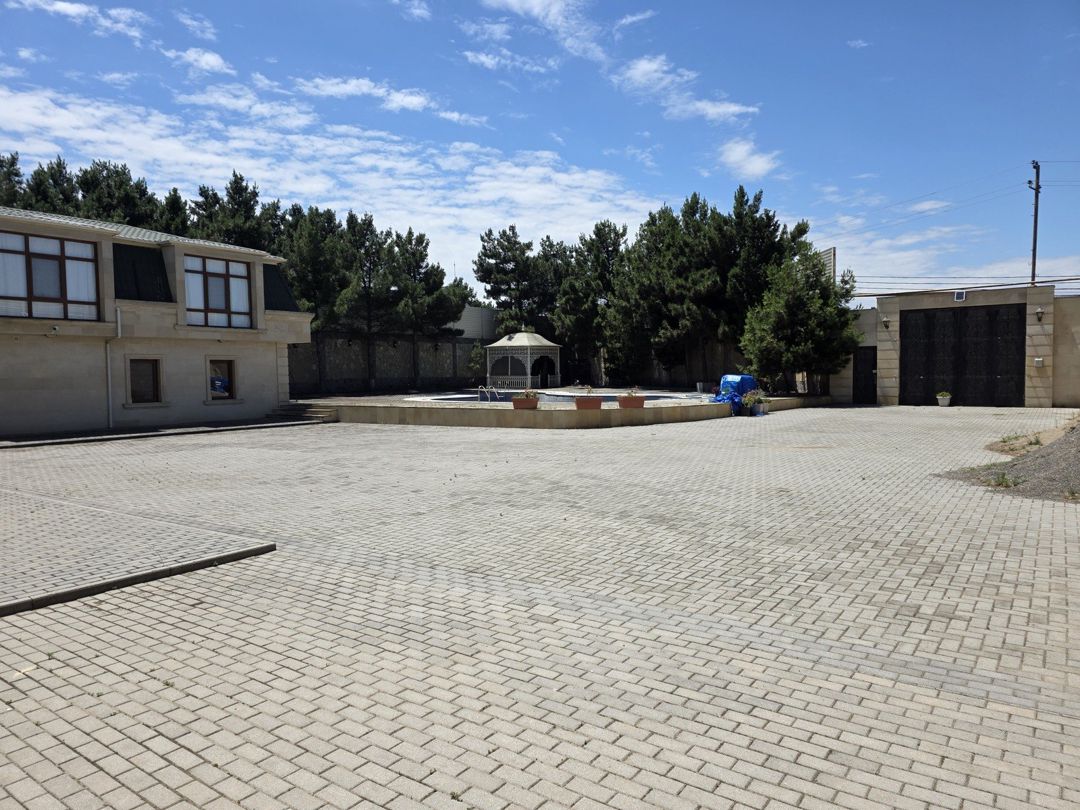 Satılır 10 otaqlı həyət evi/bağ evi 600 m² — Ev, villa, Bakı (2)