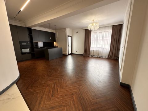 Satılır 3 otaqlı yeni tikili 142 m² — Bakı