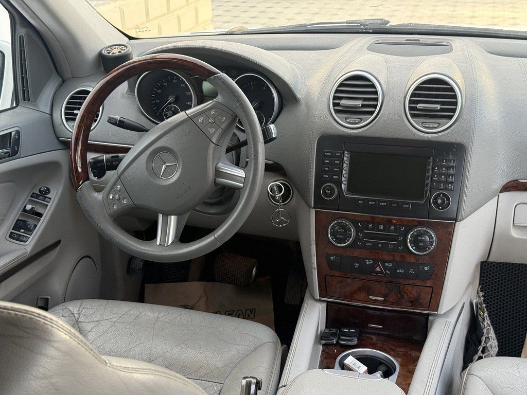 Mercedes GL 500 4MATIC, 5.5 L, 2008 il, 225 000 km — Avtomobillər, Bakı (10)