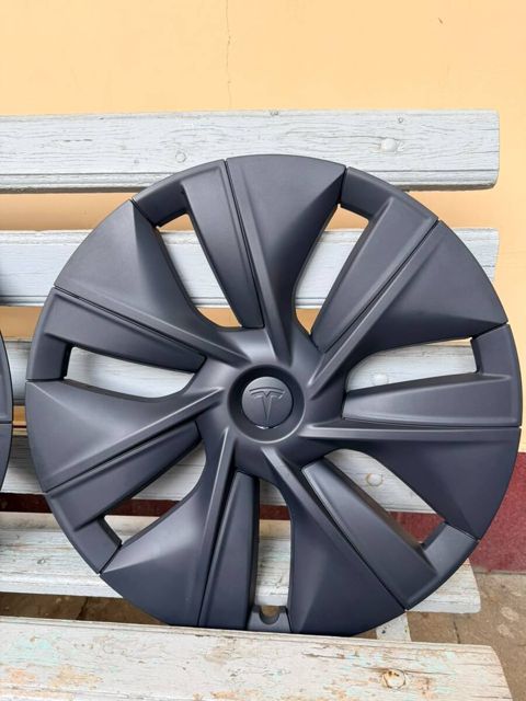 Tesla Y disk qapağı — Bakı