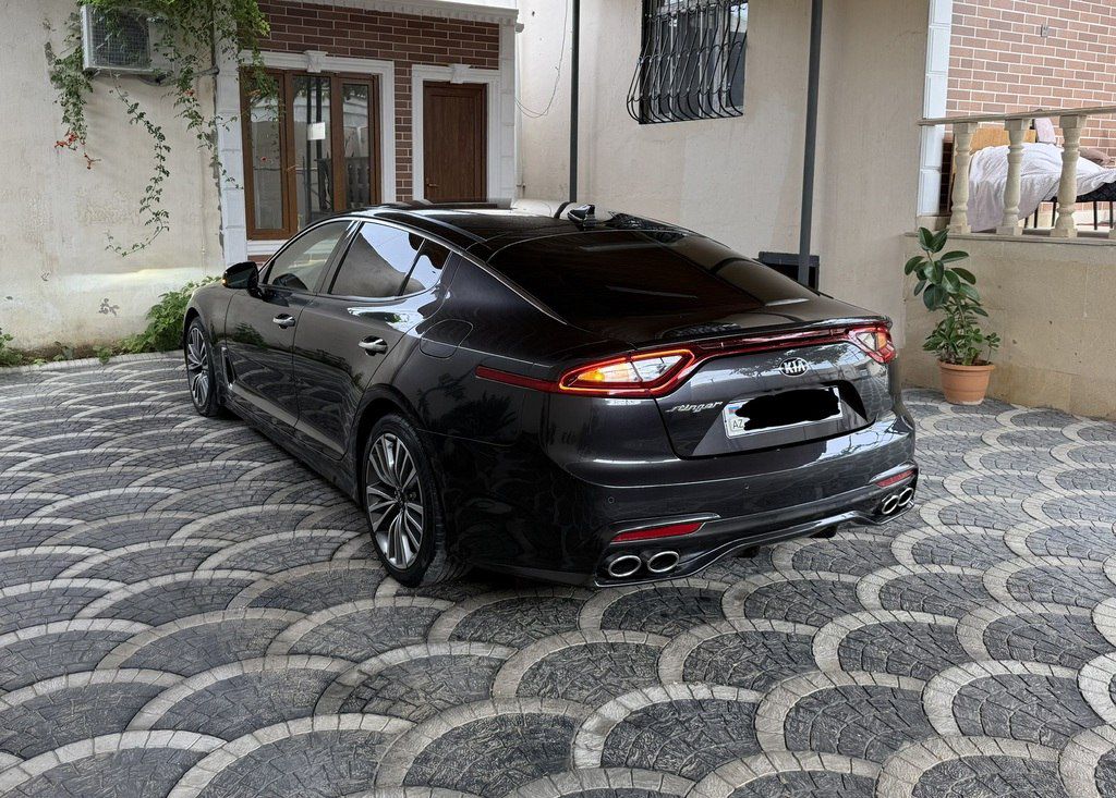 Kia Stinger, 2.0 L, 2019 il, 80 000 km — Avtomobillər, Bakı (7)