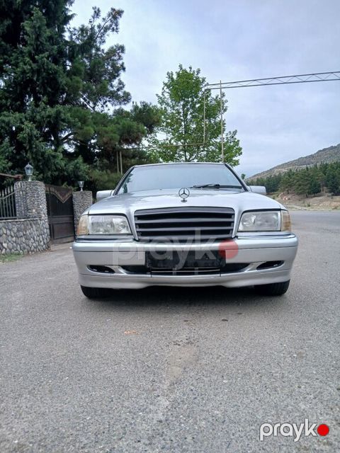 Mercedes C 200, 2.2 L, 1998 il, 456 369 km