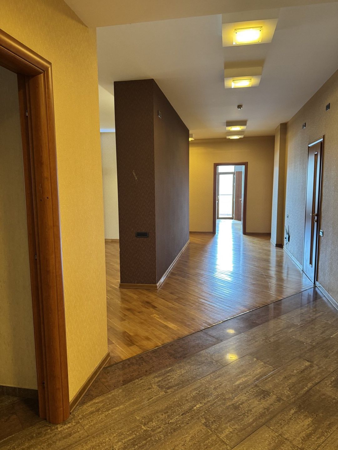 Satılır 4 otaqlı yeni tikili 230 m² — Mənzil, Bakı (11)
