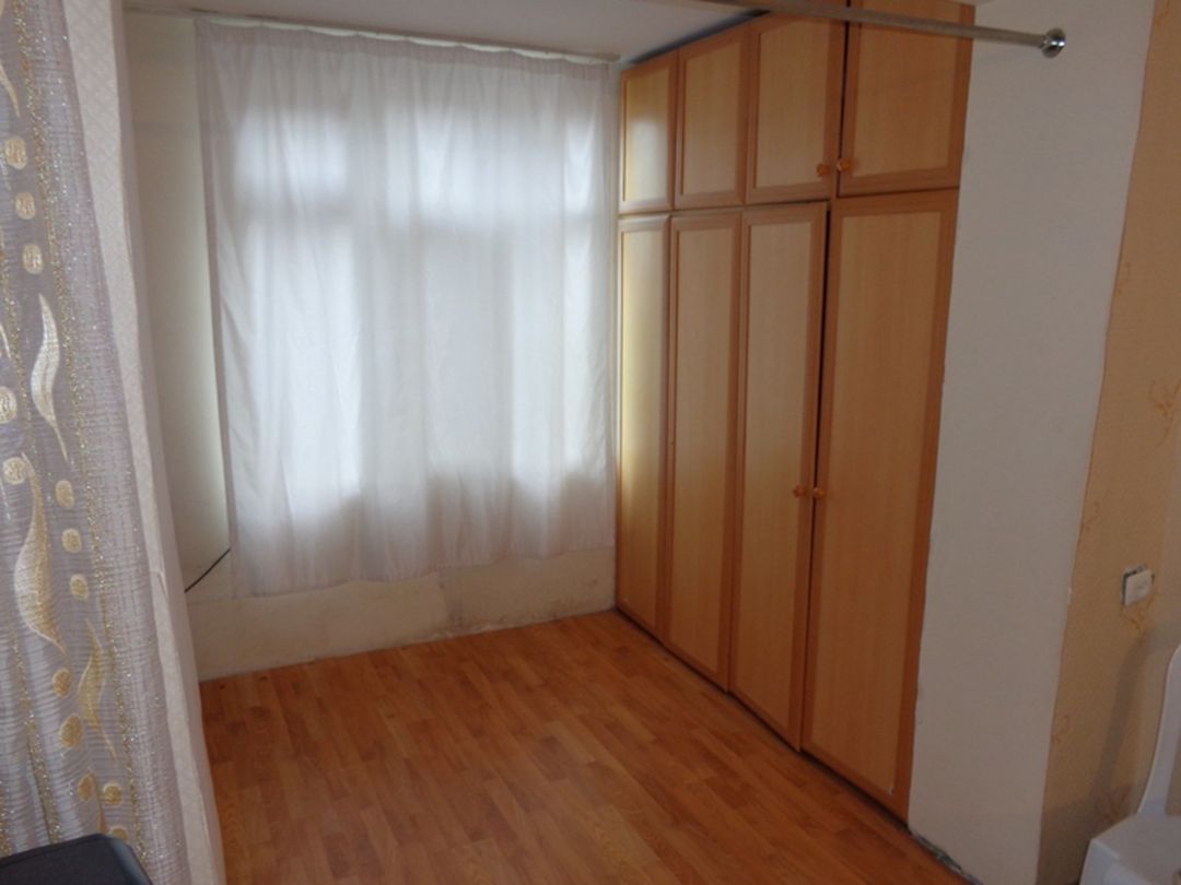 Satılır 1 otaqlı köhnə tikili 42 m² — Mənzil, Bakı (4)