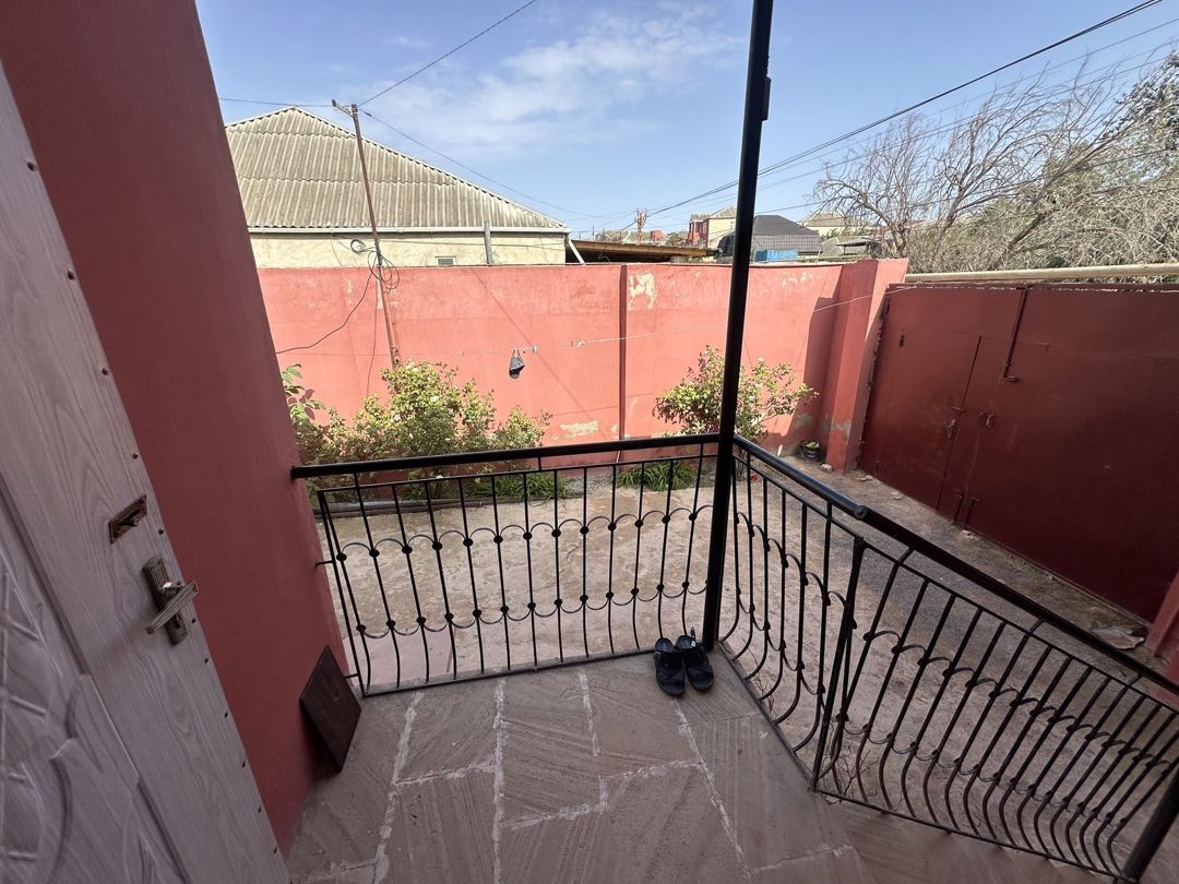 Satılır 4 otaqlı həyət evi/bağ evi 90 m² — Ev, villa, Bakı (3)