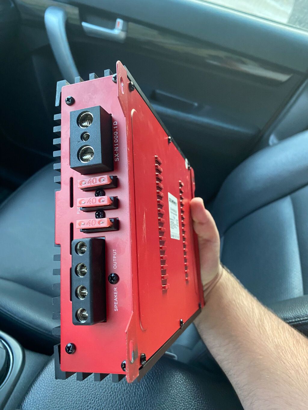Soundmax 1000.1 monoblok 2 aydi alinib hec bir prablemi yoxdu teze — Gücləndiricilər, qəbuledicilər və DAC, Bakı (2)