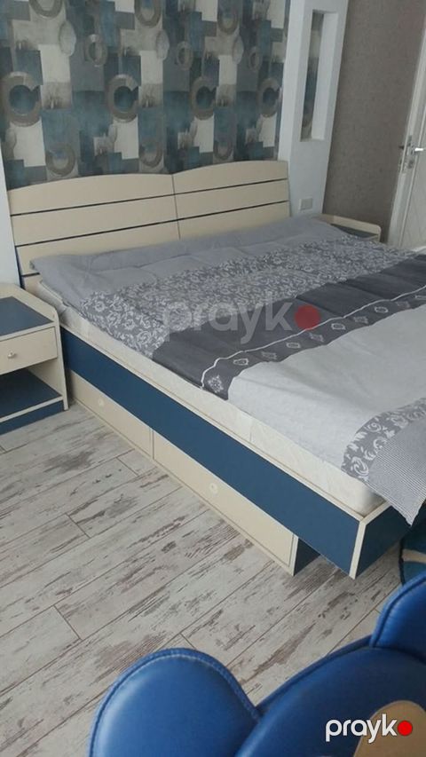 Uşaq/yeniyetmə otağı üçün mebel dəsti Dəst tərkibi: - İkinefərlik — Xırdalan