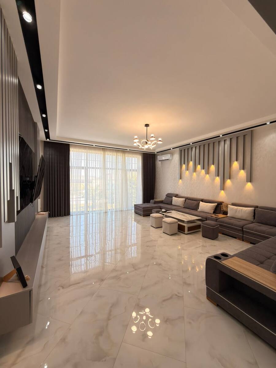 Satılır 5 otaqlı həyət evi/bağ evi 400 m² — Ev, villa, Bakı (7)