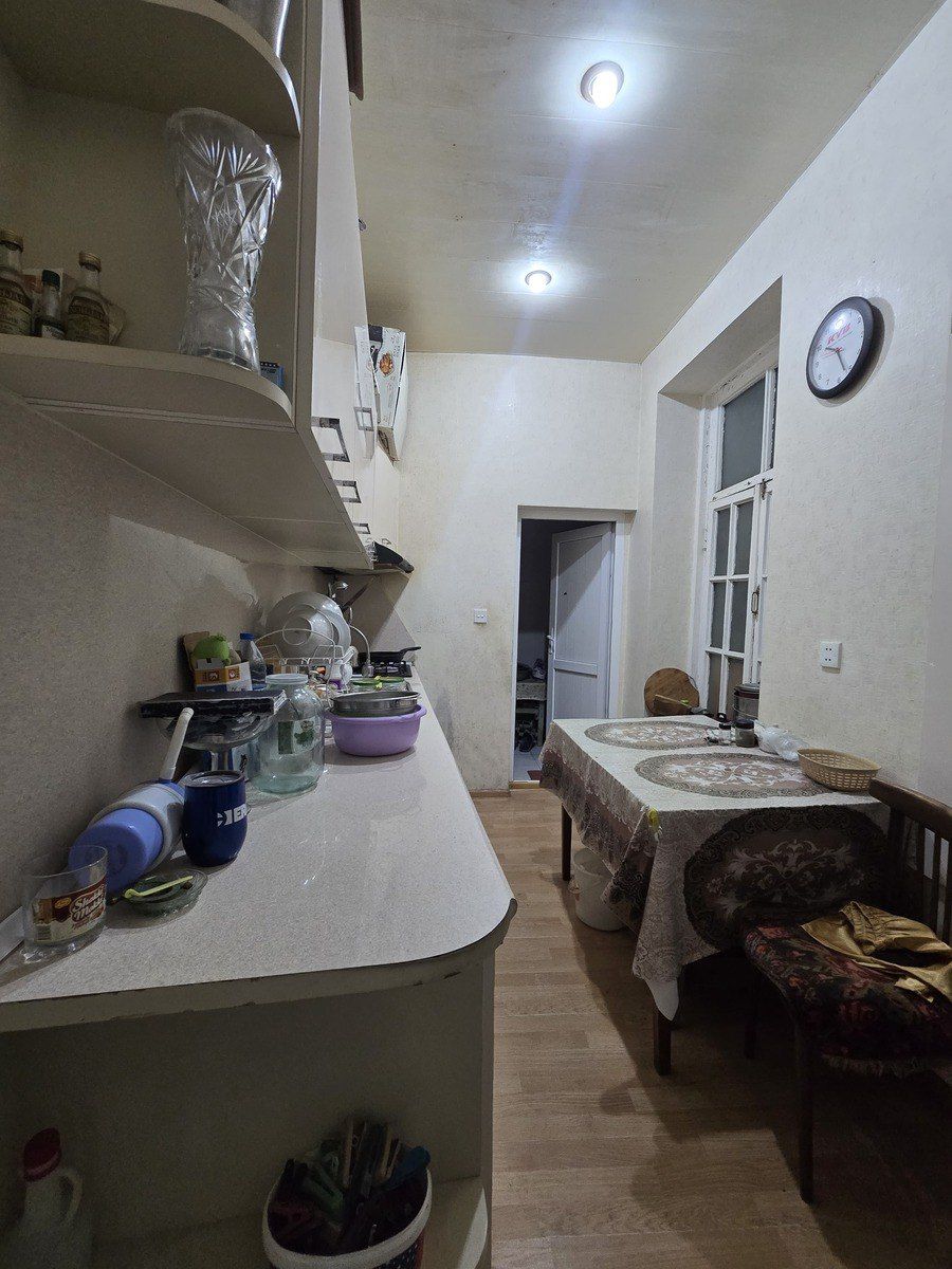 Satılır 2 otaqlı köhnə tikili 50 m² — Mənzil, Bakı (3)