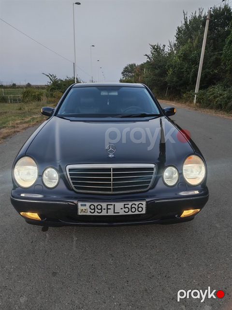 Mercedes E 240, 2.4 L, 2000 il, 234 000 km