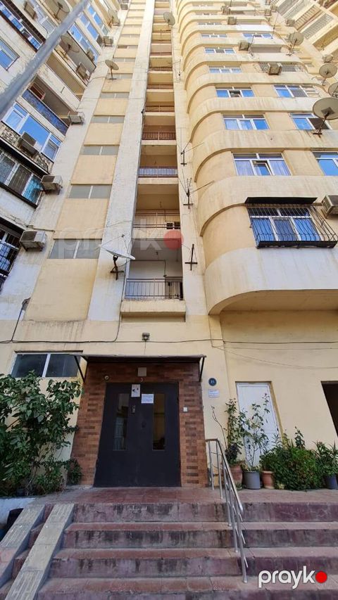 Satılır 3 otaqlı yeni tikili 160 m² — Bakı