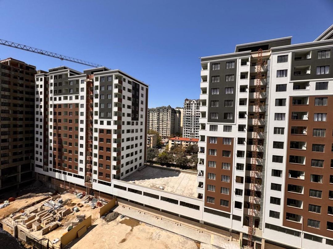 Satılır 2 otaqlı yeni tikili 100 m² — Mənzil, Bakı (2)